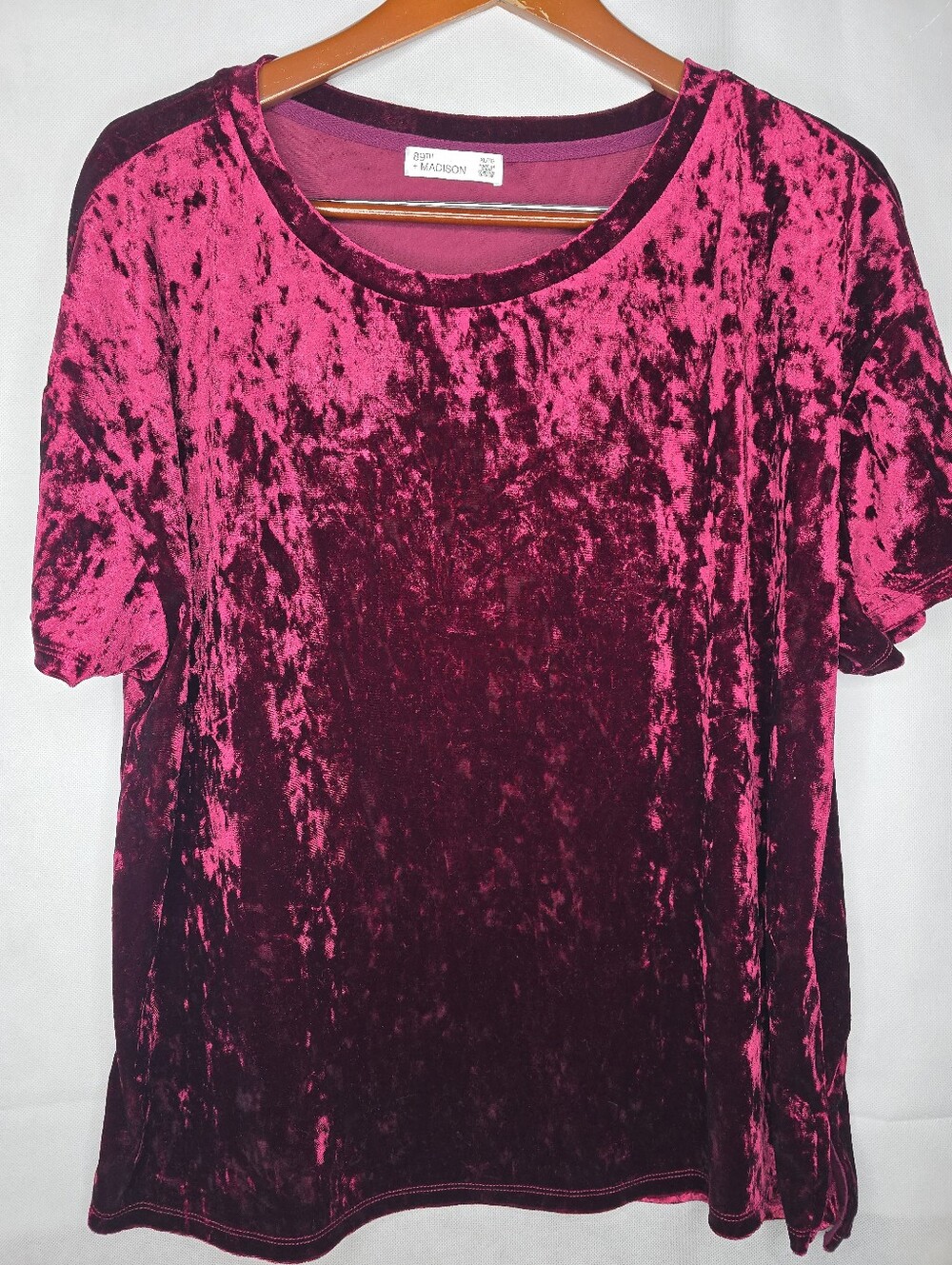 89th + Madison Crushed Velvet Top Magenta Scoop Neck Short Sleeve Glam Goth XL
